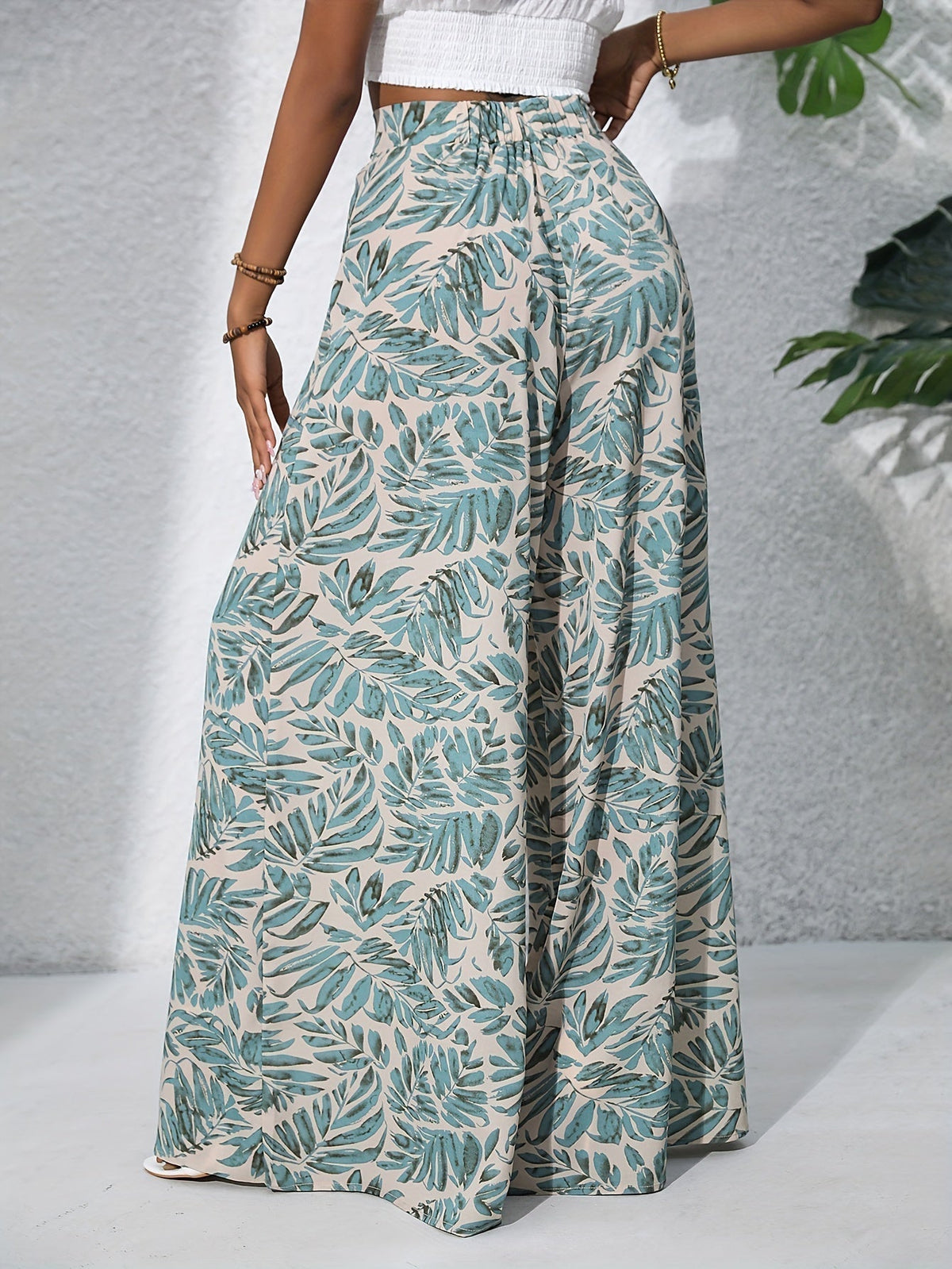 Floral Print High Waist Wide Leg Trousers with Flowing Palazzo Fit