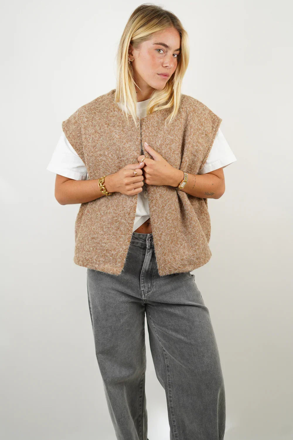 Oversized Knit Vest with Open Front and Boucle Texture