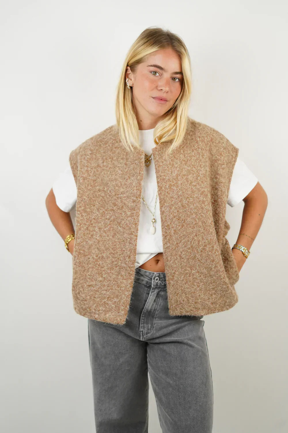 Oversized Knit Vest with Open Front and Boucle Texture