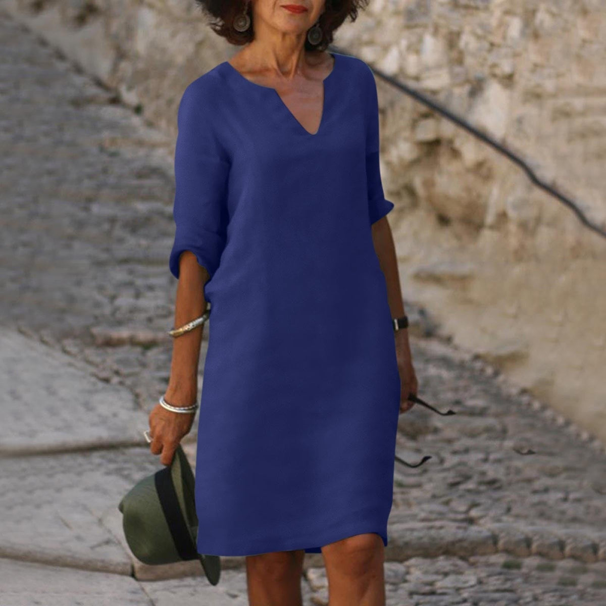 Relaxed Linen Midi Dress with V-Neckline and Three Quarter Sleeves