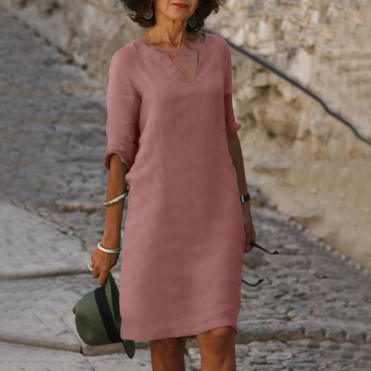 Relaxed Linen Midi Dress with V-Neckline and Three Quarter Sleeves