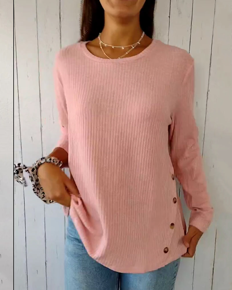 Comfortable Ribbed Knit Top with Side Button Detail