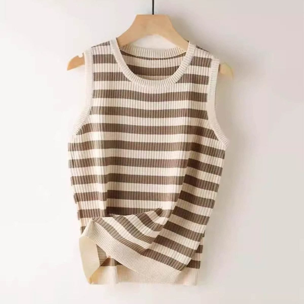 Striped Ribbed Knit Sweater Top with Round Neck