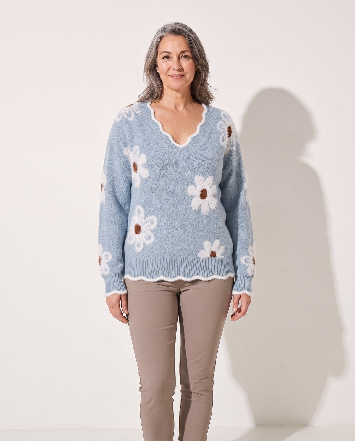 Fine Knit Floral Jumper with Daisy Motif and Scalloped V Neckline