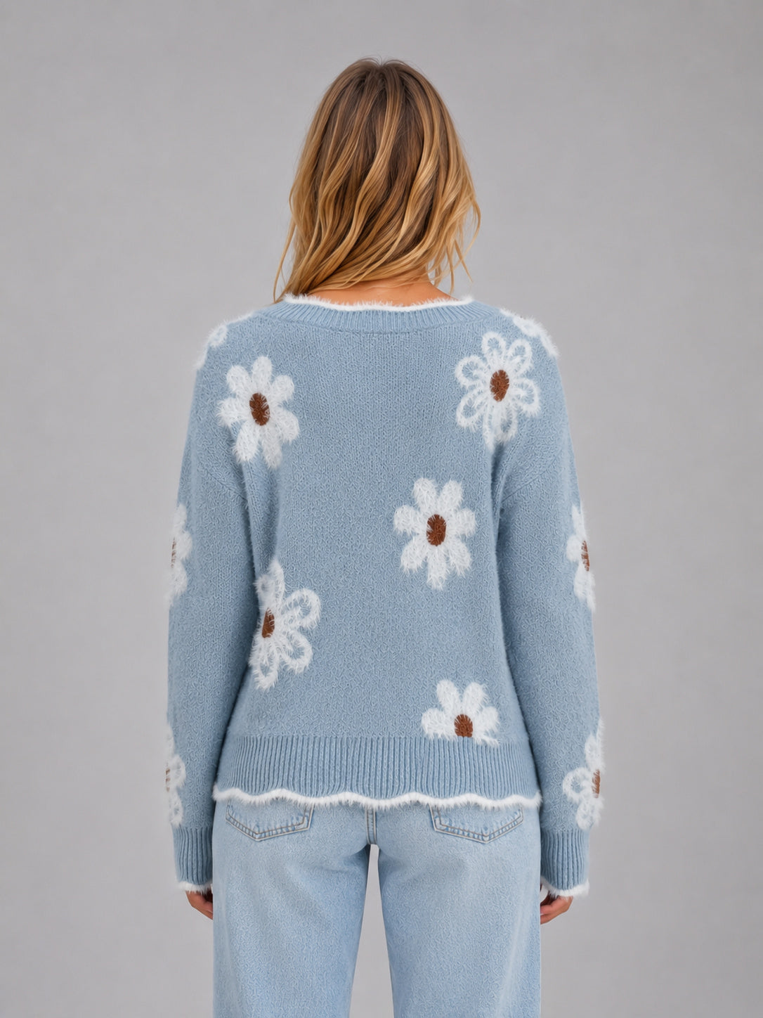Fine Knit Floral Jumper with Daisy Motif and Scalloped V Neckline